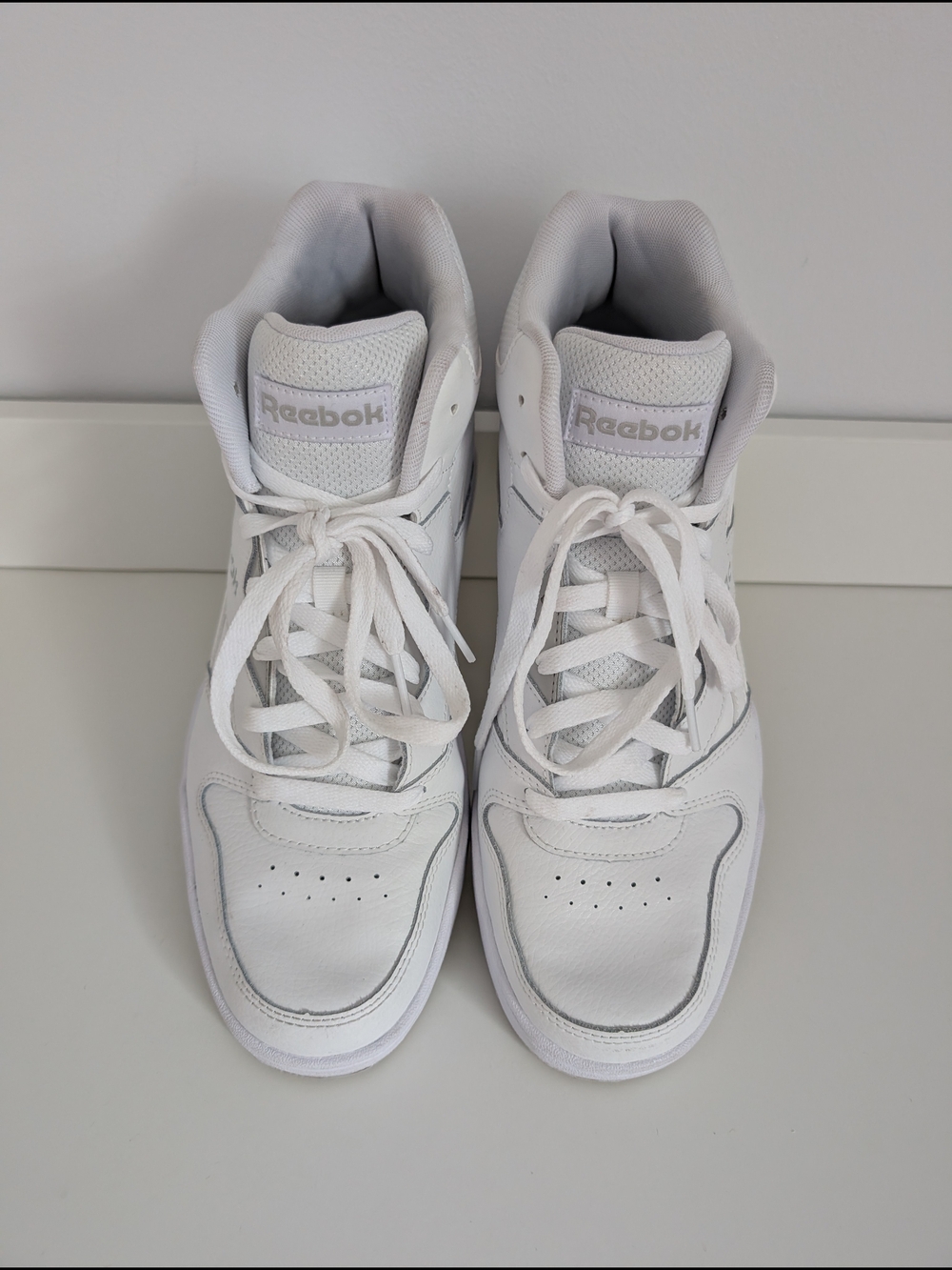 Reebok Men's BB4500 High Top White Sneaker Size 10